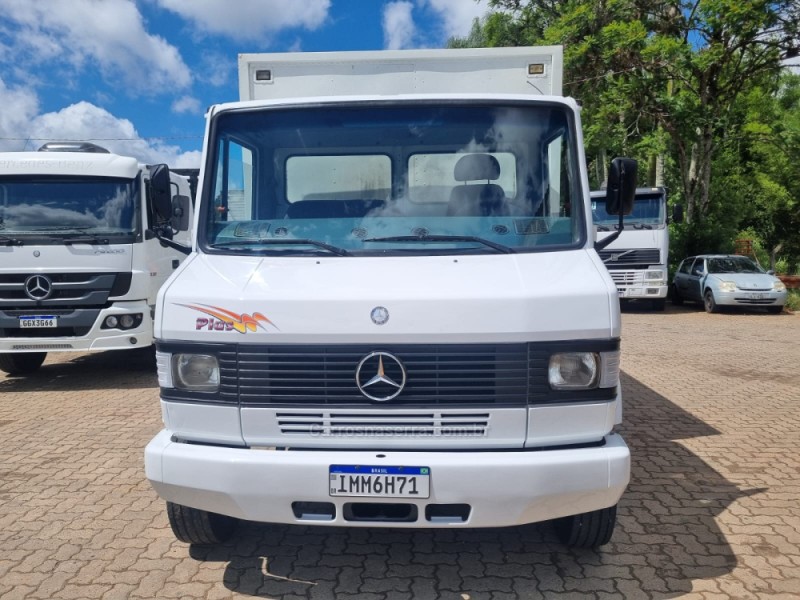 710 PLUS  - 2005 - PORTãO