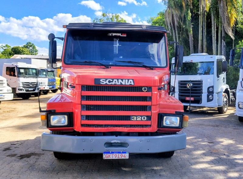 T-112 HW 360 4X2 - 1986 - PORTãO