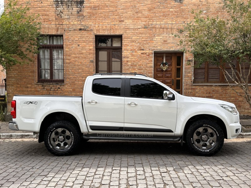 S10 2.5 LTZ 4X4 CD 16V FLEX 4P MANUAL - 2015 - CAXIAS DO SUL