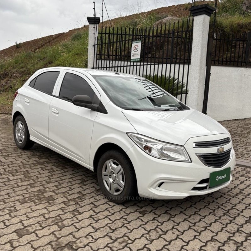ONIX 1.0 LT 12V FLEX 4P MANUAL - 2016 - CAXIAS DO SUL