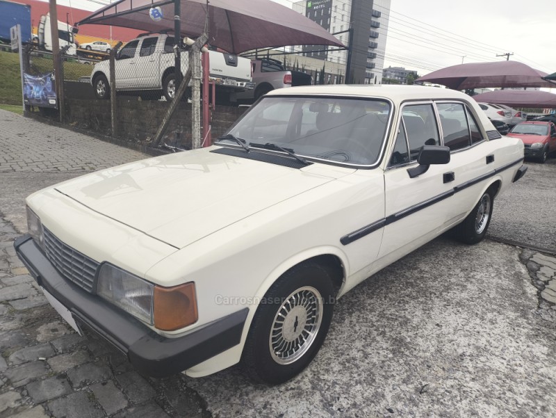 OPALA 2.5 COMODORO SL/E 8V GASOLINA 4P MANUAL - 1990 - FARROUPILHA