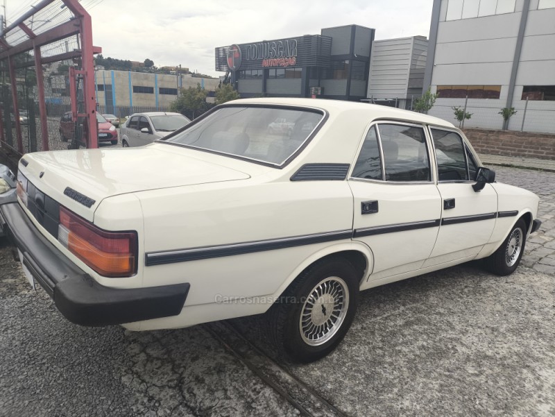 OPALA 2.5 COMODORO SL/E 8V GASOLINA 4P MANUAL - 1990 - FARROUPILHA