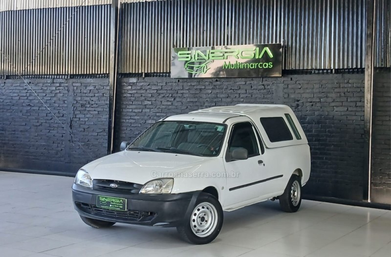 COURIER 1.6 MPI XL 8V GASOLINA 2P MANUAL - 2012 - CAXIAS DO SUL