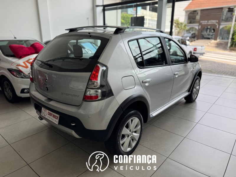 SANDERO 1.6 STEPWAY 8V FLEX 4P MANUAL - 2014 - BENTO GONçALVES