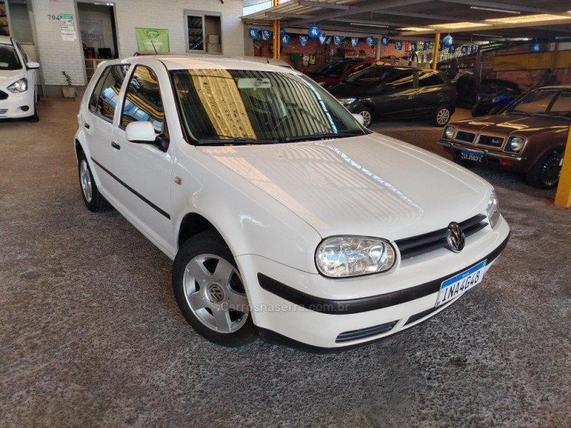 GOLF 1.6 MI PLUS 8V GASOLINA 4P MANUAL