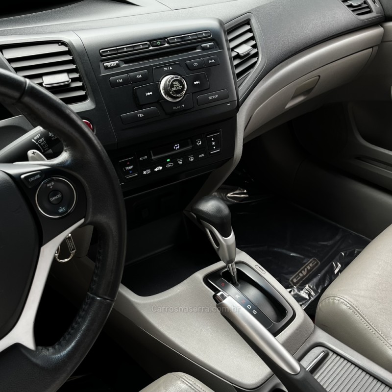 CIVIC 2.0 LXR 16V FLEX 4P AUTOMÁTICO - 2016 - VACARIA