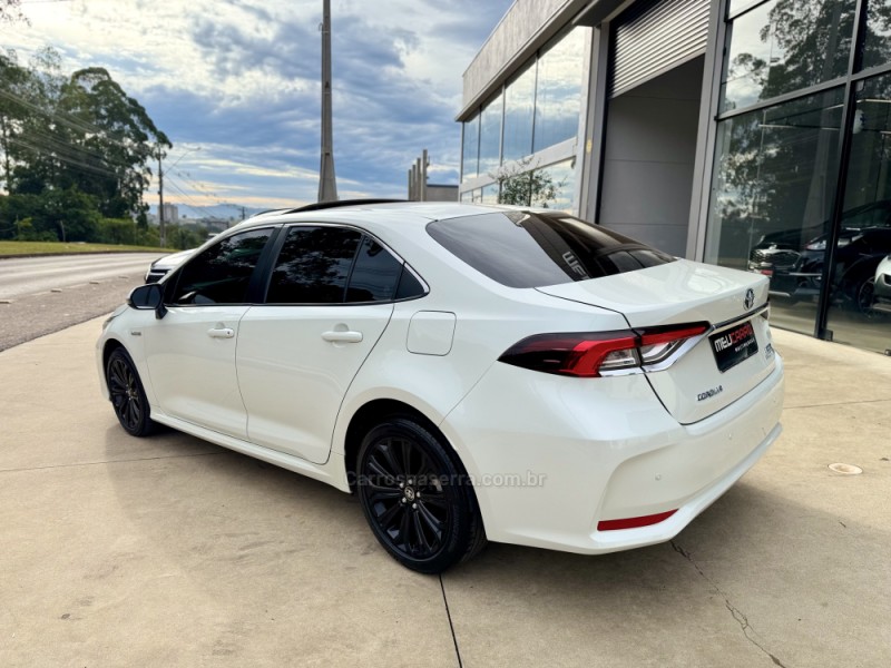 COROLLA 1.8 ALTIS 16V HÍBRIDO 4P AUTOMÁTICO - 2021 - LAJEADO