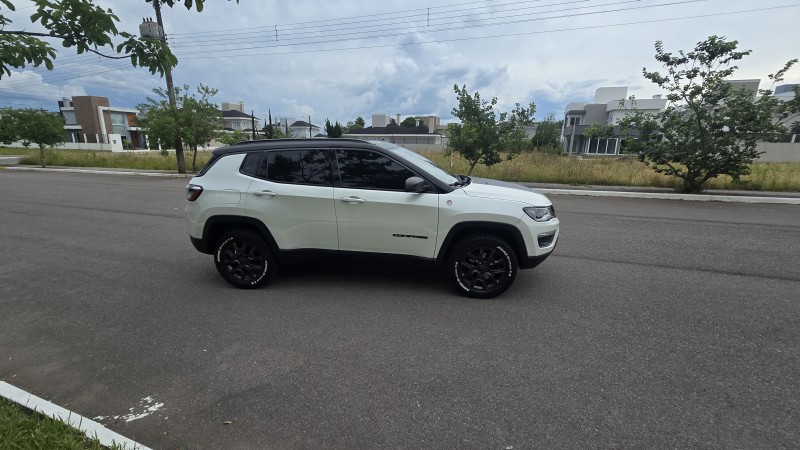 COMPASS 2.0 16V DIESEL TRAILHAWK 4X4 AUTOMÁTICO - 2019 - BENTO GONçALVES
