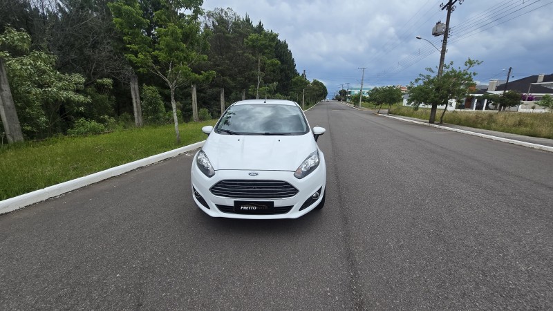 FIESTA 1.6 SE HATCH 16V FLEX 4P AUTOMÁTICO - 2017 - BENTO GONçALVES