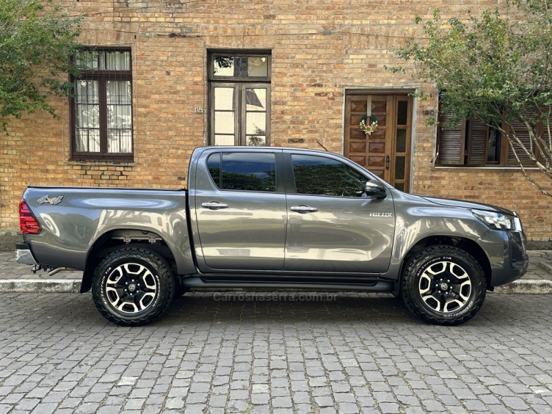HILUX 2.8 SRV 4X4 CD 16V DIESEL 4P AUTOMÁTICO - 2022 - CAXIAS DO SUL
