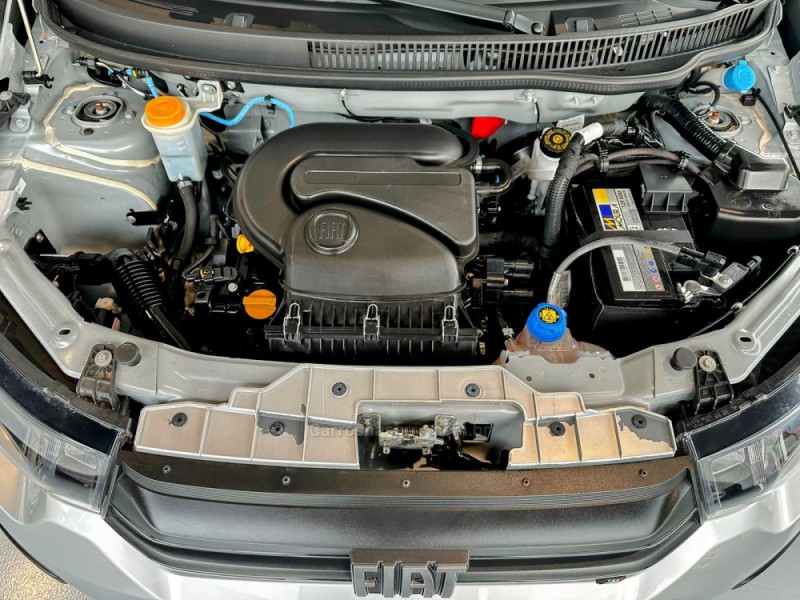 MOBI 1.0 TREKKING 8V FLEX 4P MANUAL - 2024 - TRêS COROAS