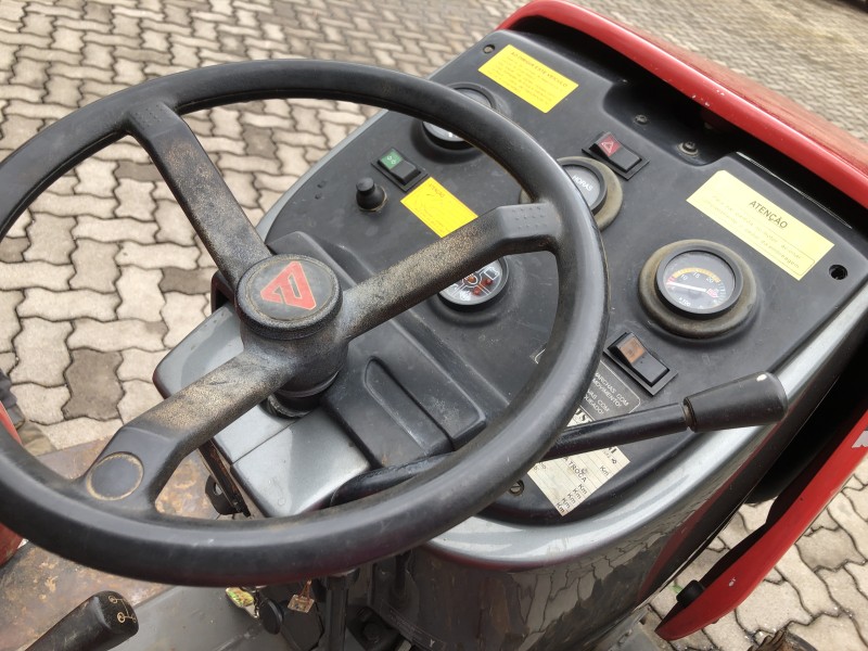 TRATOR 4118.4  - 2012 - VALE REAL