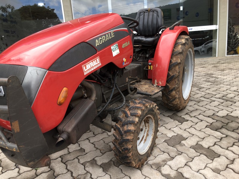 TRATOR 4118.4  - 2012 - VALE REAL