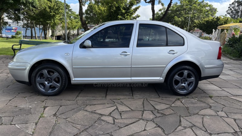 BORA 2.0 MI 8V GASOLINA 4P MANUAL - 2006 - BENTO GONçALVES