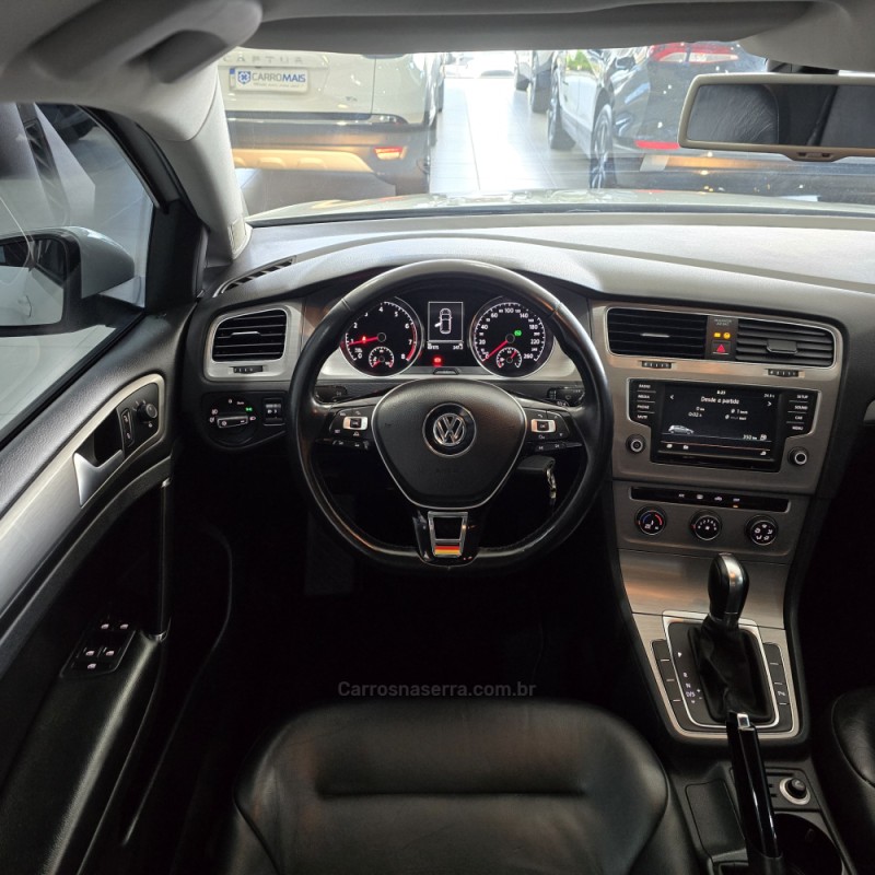 GOLF 1.6 MSI COMFORTLINE 16V TOTAL FLEX 4P TIPTRONIC - 2016 - SANTA CRUZ DO SUL