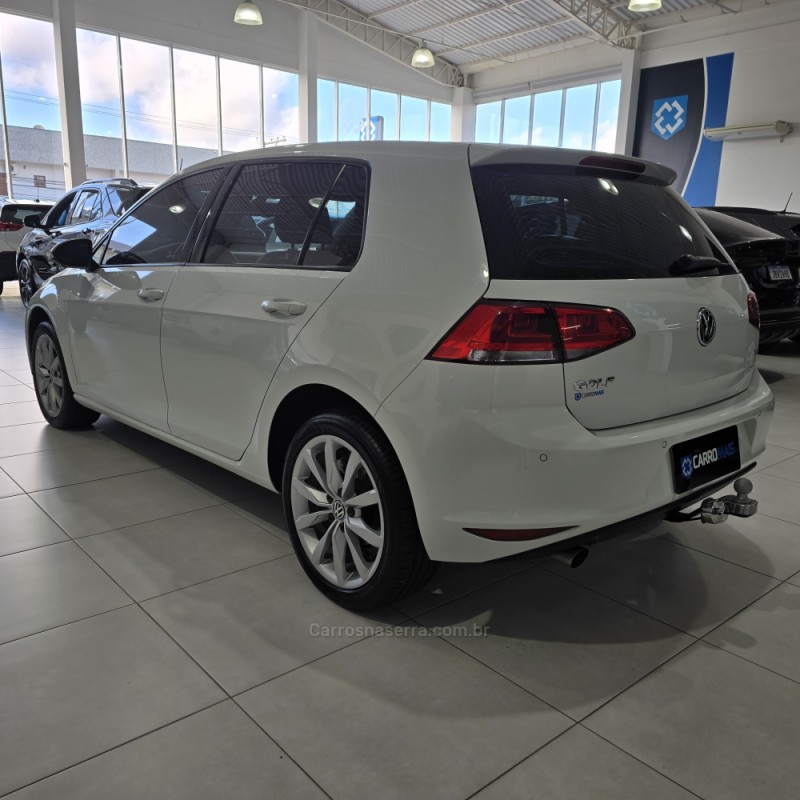 GOLF 1.6 MSI COMFORTLINE 16V TOTAL FLEX 4P TIPTRONIC - 2016 - SANTA CRUZ DO SUL