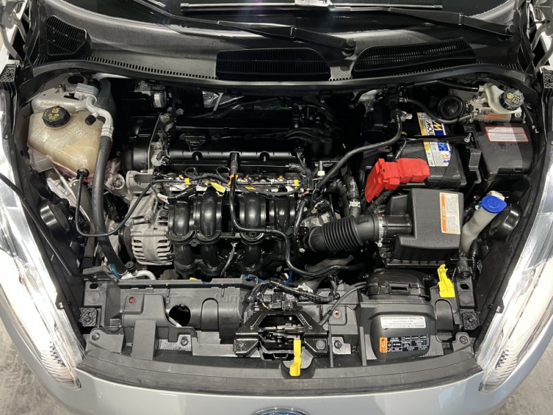 FIESTA 1.6 TITANIUM HATCH 16V FLEX 4P MANUAL - 2015 - CAXIAS DO SUL