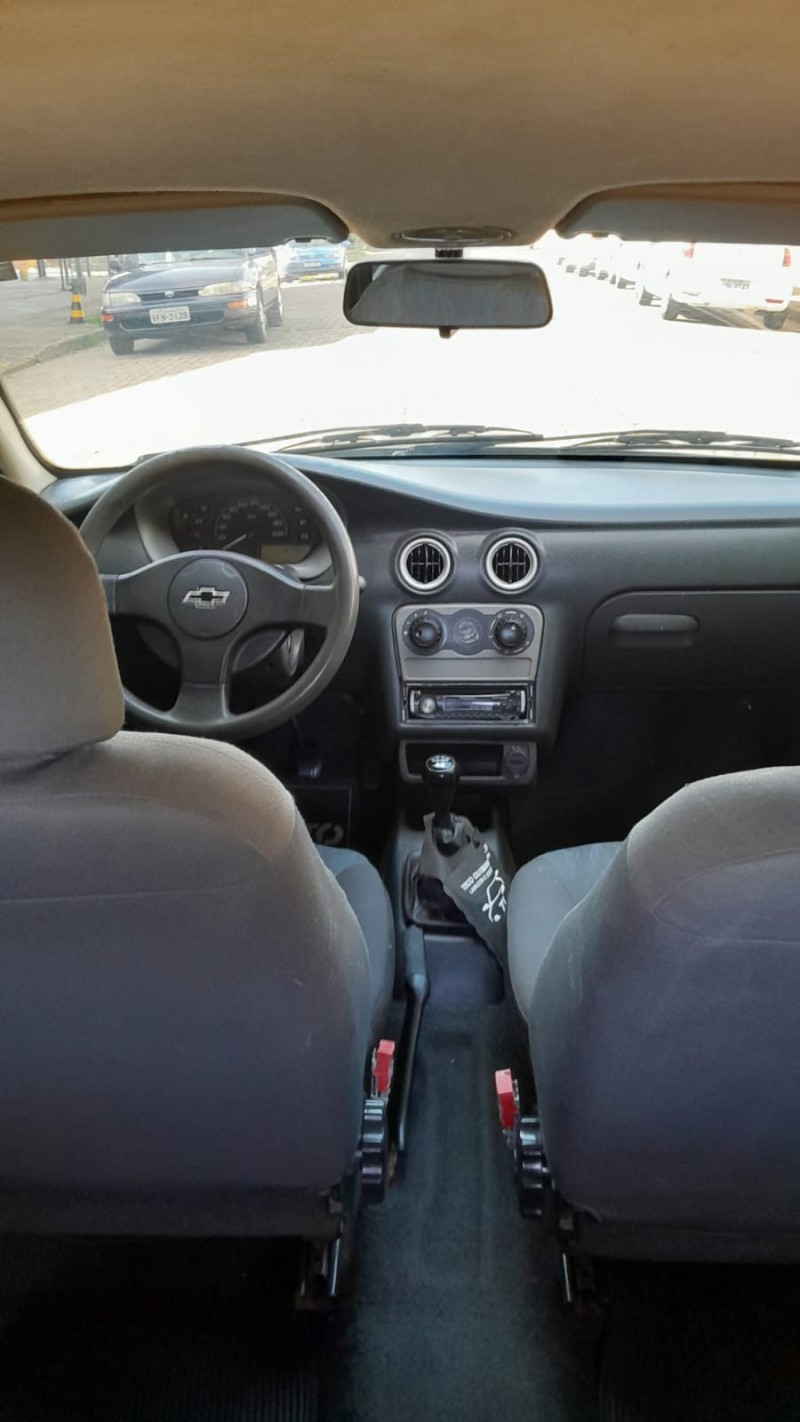 CELTA 1.0 MPFI VHC LIFE 8V GASOLINA 2P MANUAL - 2004 - ESTRELA