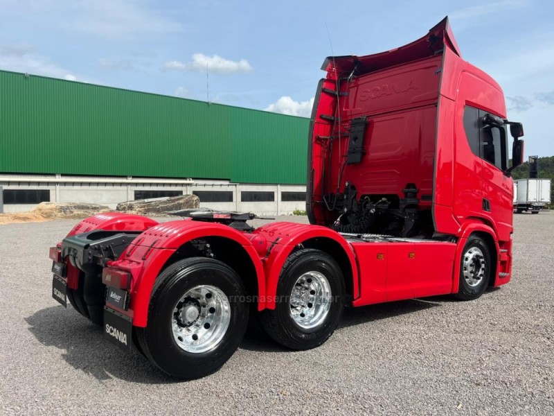 R-450 A6X2  - 2021 - FARROUPILHA