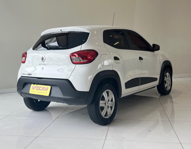 KWID 1.0 12V SCE FLEX ZEN MANUAL - 2021 - VACARIA