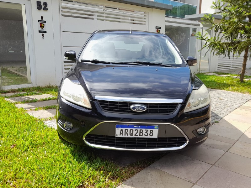 FOCUS 2.0 HC 16V FLEX 4P MANUAL - 2009 - FARROUPILHA