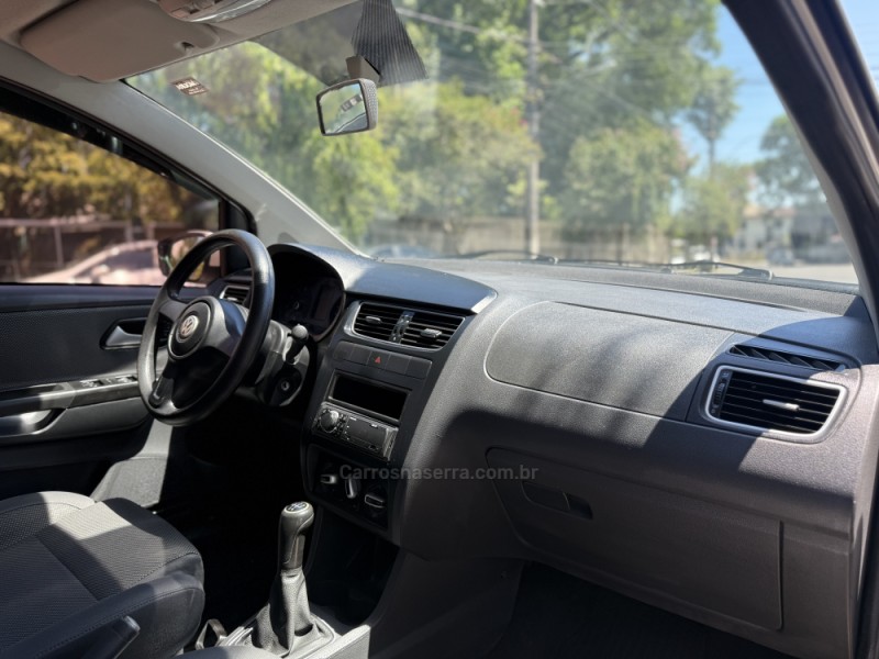 FOX 1.6 MI 8V FLEX 4P MANUAL - 2011 - PAROBé