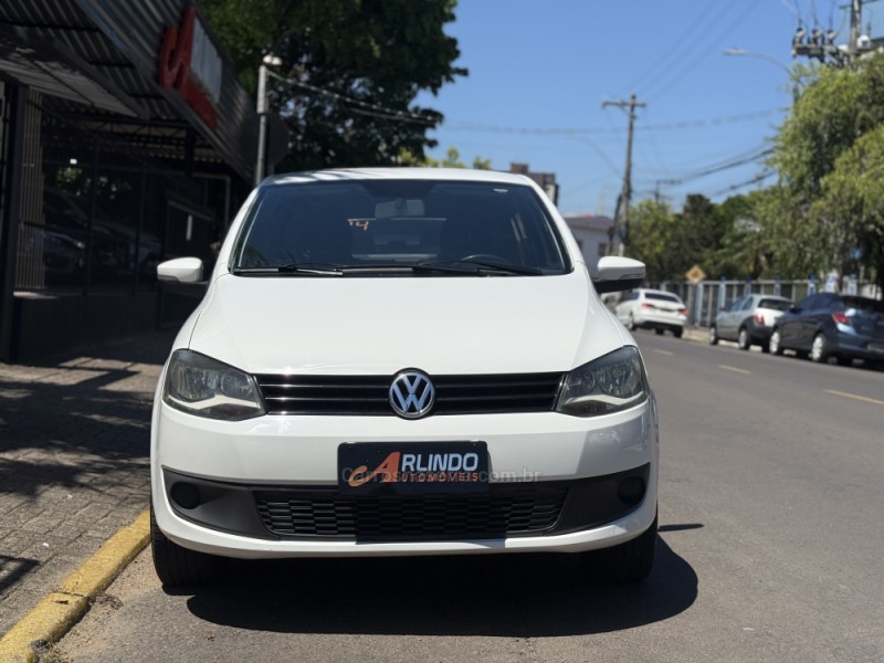 FOX 1.6 MI 8V FLEX 4P MANUAL - 2011 - PAROBé