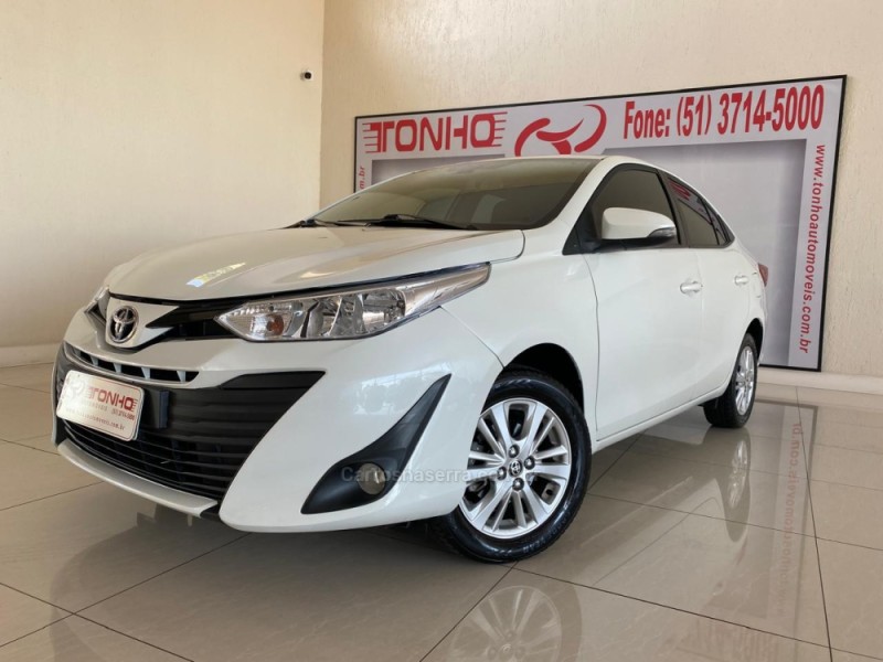 YARIS 1.5 XL CONNECT 16V FLEX 4P AUTOMÁTICO