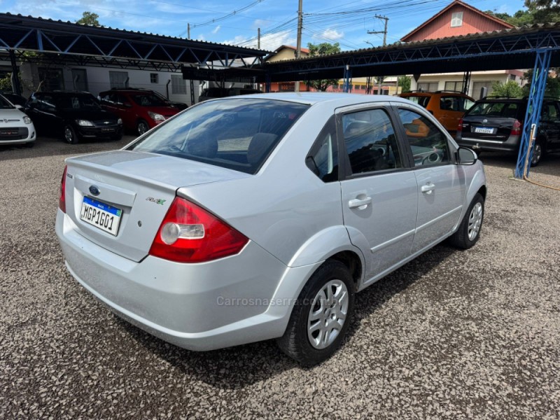 FIESTA 1.0 MPI 8V GASOLINA 4P MANUAL - 2008 - IGREJINHA