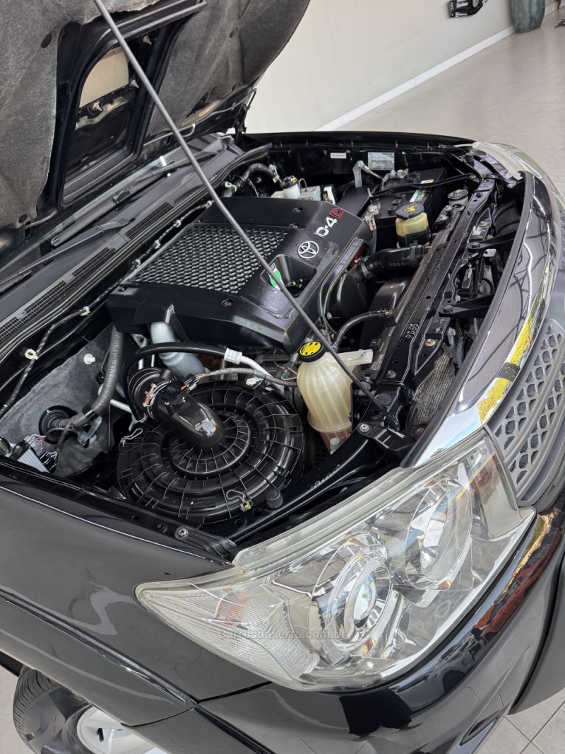 HILUX SW4 3.0 SRV 4X4 7 LUGARES 16V TURBO INTERCOOLER DIESEL 4P AUTOMÁTICO - 2009 - ENCANTADO