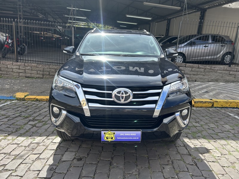 HILUX SW4 2.8 SRX 4X4 16V TURBO INTERCOOLER DIESEL 4P AUTOMÁTICO - 2017 - GARIBALDI