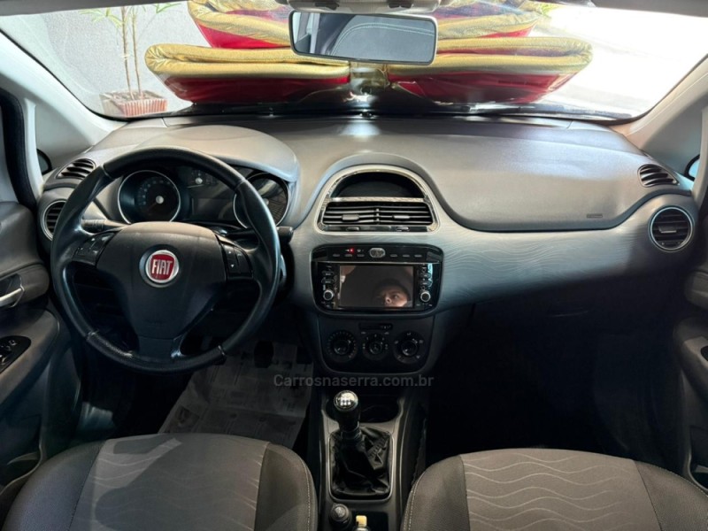 PUNTO 1.6 ESSENCE 16V FLEX 4P MANUAL - 2016 - CAMPO BOM