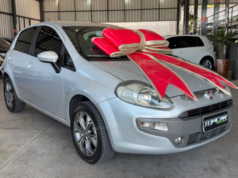 PUNTO 1.6 ESSENCE 16V FLEX 4P MANUAL - 2016 - CAMPO BOM