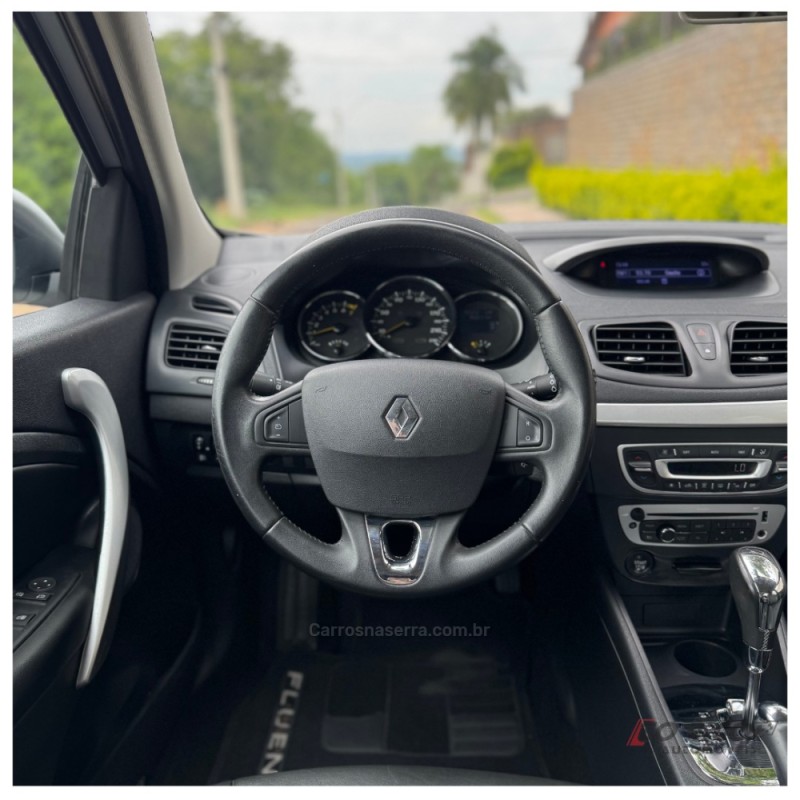 FLUENCE 2.0 DYNAMIQUE 16V FLEX 4P AUTOMÁTICO - 2014 - CAMPO BOM