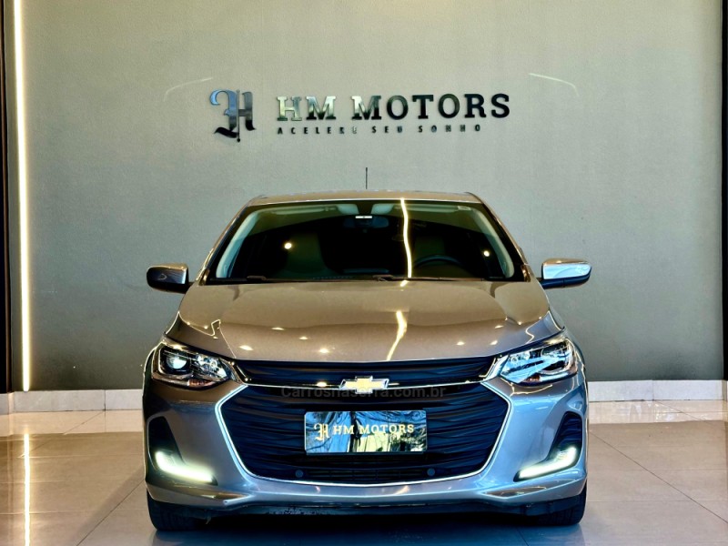 ONIX 1.0	PREMIER PLUS 12V TURBO FLEX 4P AUTOMÁTICO - 2024 - CAXIAS DO SUL