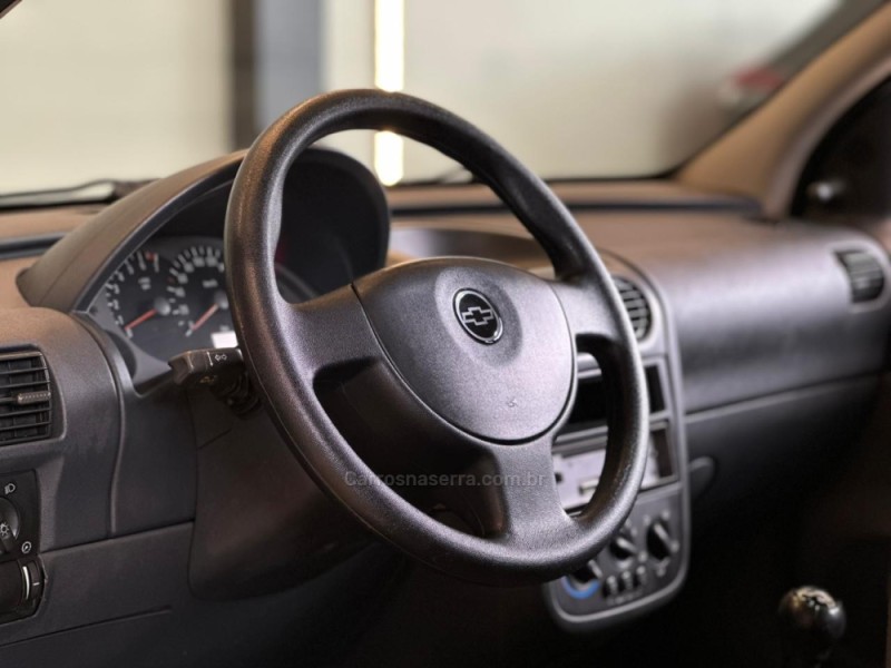 CORSA 1.8 MPFI MAXX 8V FLEX 4P MANUAL - 2003 - CAXIAS DO SUL