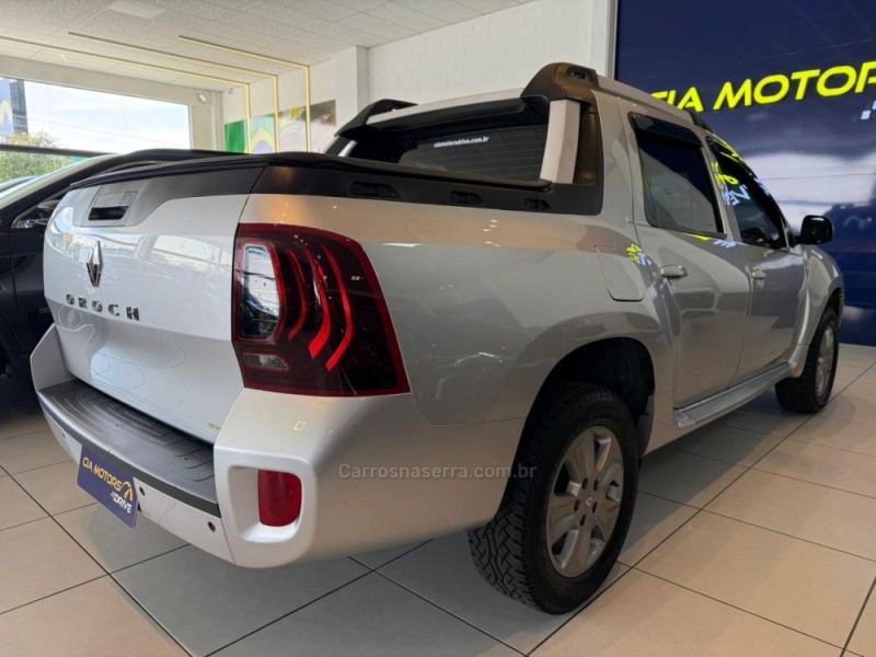 DUSTER OROCH 1.6 16V FLEX DYNAMIQUE 4P MANUAL - 2016 - SãO LEOPOLDO