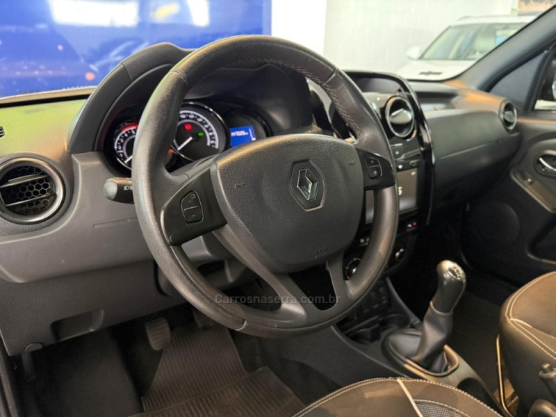 DUSTER OROCH 1.6 16V FLEX DYNAMIQUE 4P MANUAL - 2016 - SãO LEOPOLDO