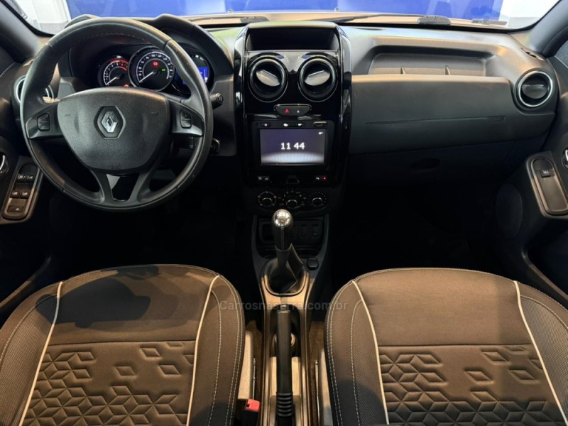 DUSTER OROCH 1.6 16V FLEX DYNAMIQUE 4P MANUAL - 2016 - SãO LEOPOLDO