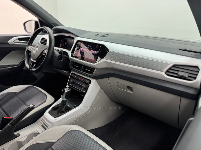 T-CROSS 1.4 HIGHLINE TSI 16V FLEX 4P AUTOMÁTICO - 2020 - CARLOS BARBOSA