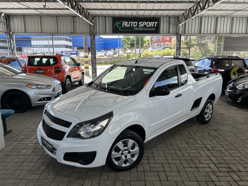 MONTANA 1.4 MPFI LS CS 8V FLEX 2P MANUAL