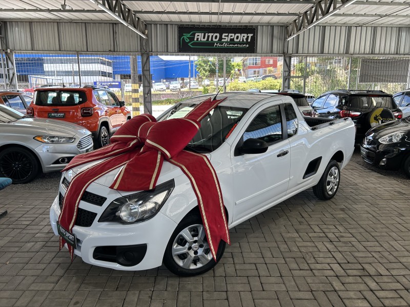 montana 1.4 mpfi ls cs 8v flex 2p manual 2013 caxias do sul