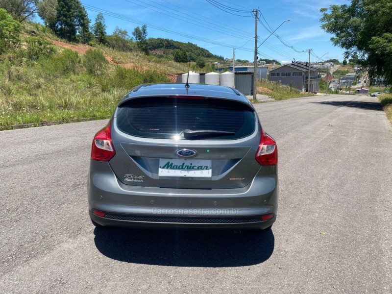 FOCUS 1.6 SE HATCH 16V FLEX 4P AUTOMÁTICO - 2014 - FLORES DA CUNHA