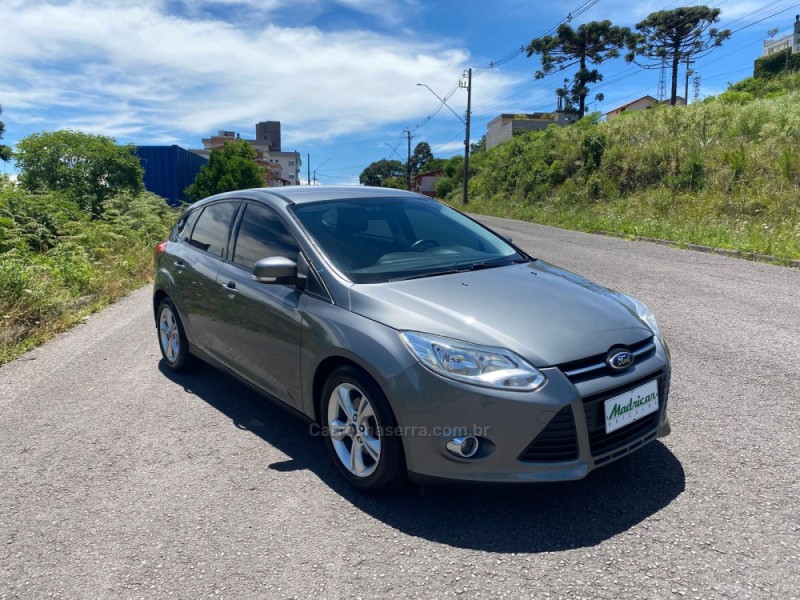 FOCUS 1.6 SE HATCH 16V FLEX 4P AUTOMÁTICO - 2014 - FLORES DA CUNHA