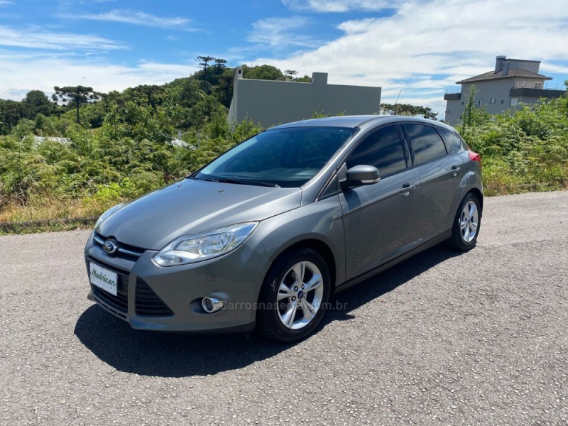 focus 1.6 se hatch 16v flex 4p automatico 2014 flores da cunha