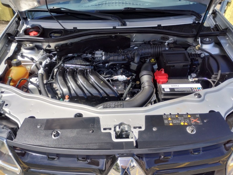 DUSTER 1.6 EXPRESSION 4X2 16V FLEX 4P AUTOMÁTICO - 2018 - CAXIAS DO SUL