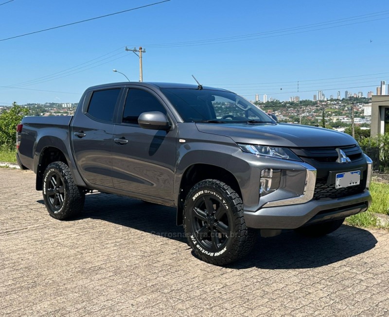 l200 triton 2.4 cd sport gls diesel 4p automatico 2022 campo bom