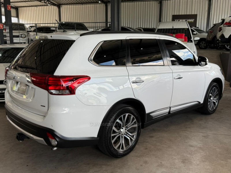 OUTLANDER 2.2 4X4 16V DIESEL 4P AUTOMÁTICO - 2016 - CAMPO BOM