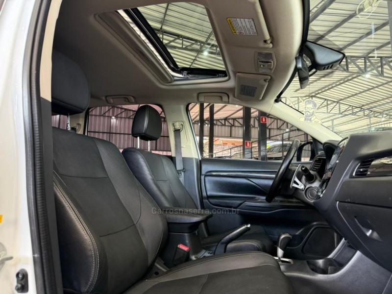 OUTLANDER 2.2 4X4 16V DIESEL 4P AUTOMÁTICO - 2016 - CAMPO BOM