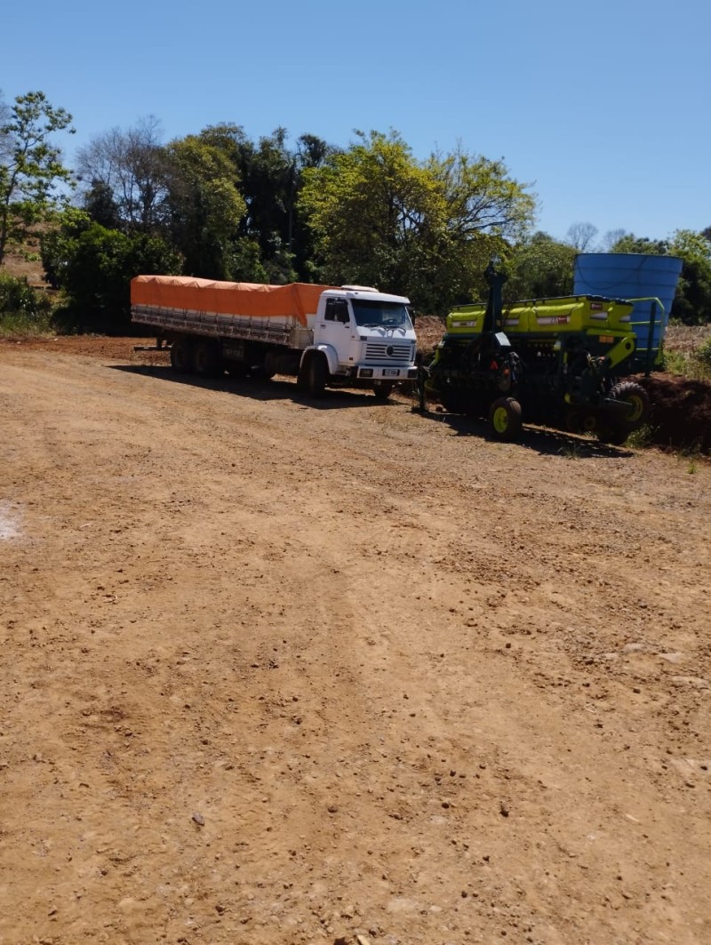 16 300 t 3 eixos 1999 caxias do sul